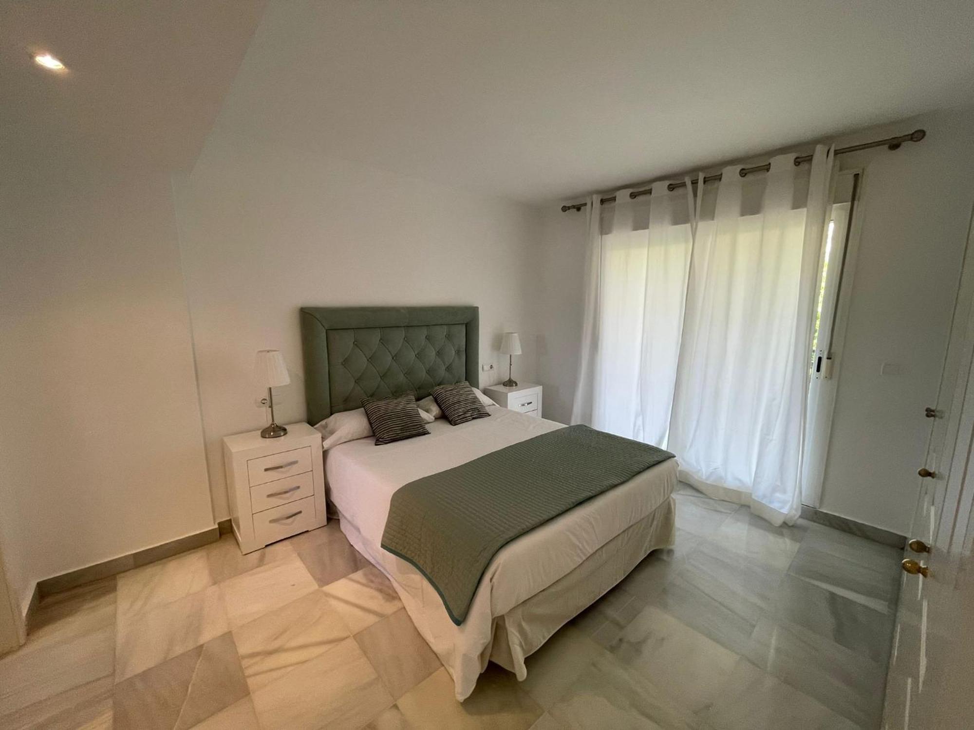 Apartamentos Naranjos Del Sol Marbella Exterior foto