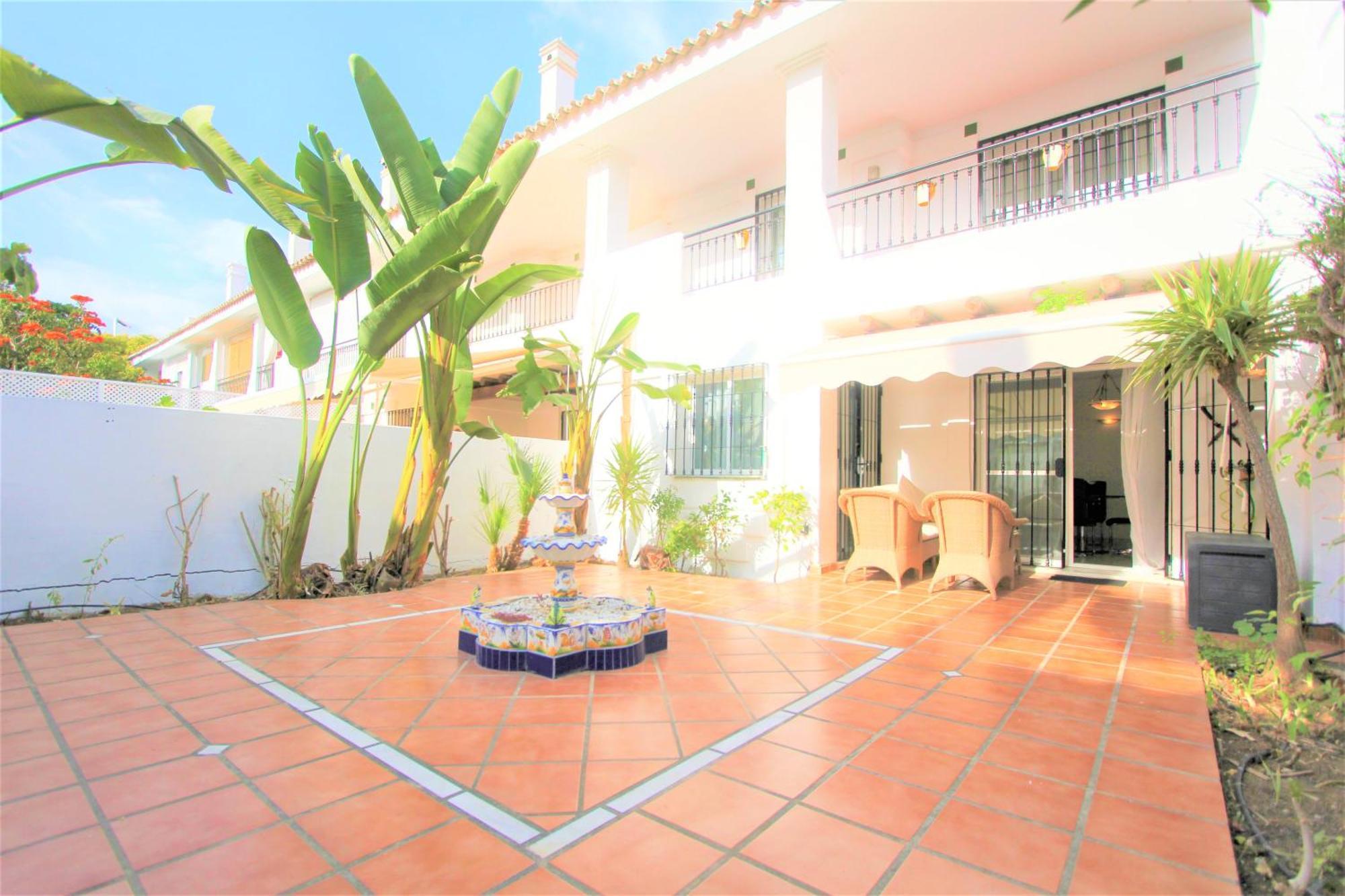 Apartamentos Naranjos Del Sol Marbella Exterior foto