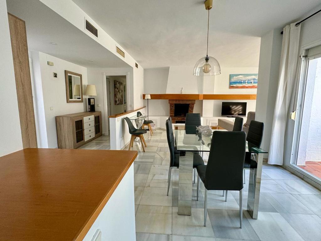 Apartamentos Naranjos Del Sol Marbella Exterior foto