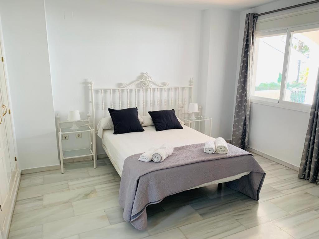 Apartamentos Naranjos Del Sol Marbella Exterior foto