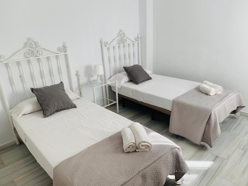 Apartamentos Naranjos Del Sol Marbella Exterior foto
