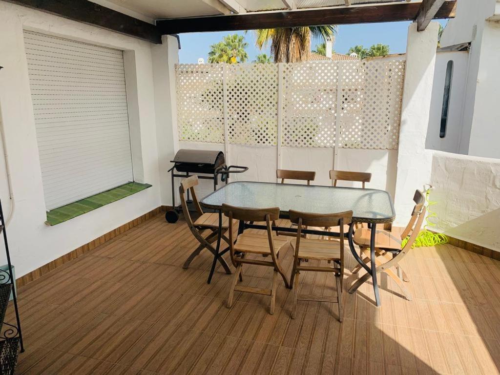 Apartamentos Naranjos Del Sol Marbella Exterior foto